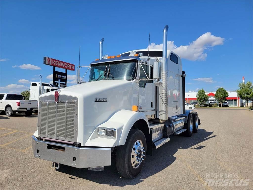 Kenworth T800 Тягачі