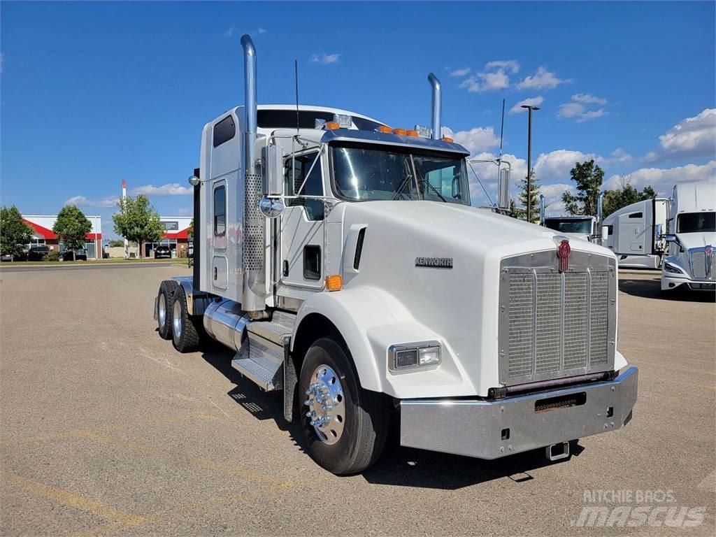 Kenworth T800 Тягачі