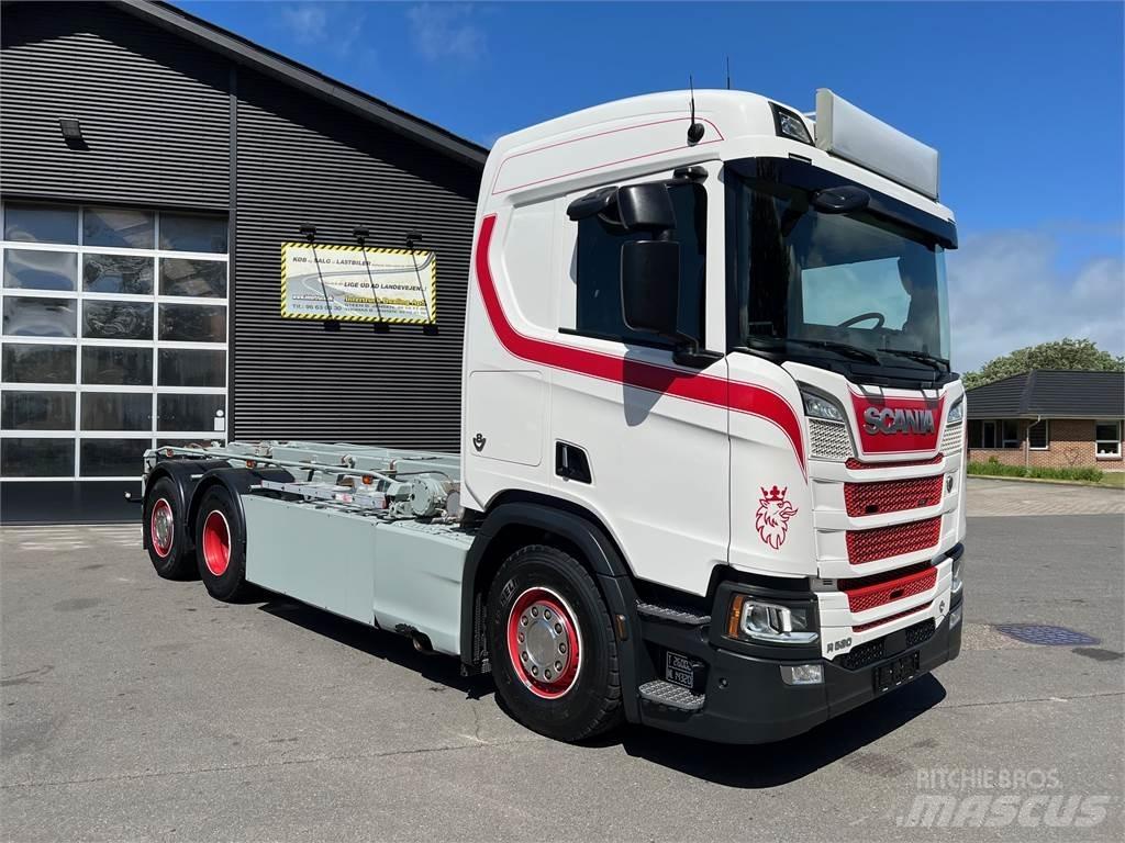 Scania R520 hejs Контейнеровози