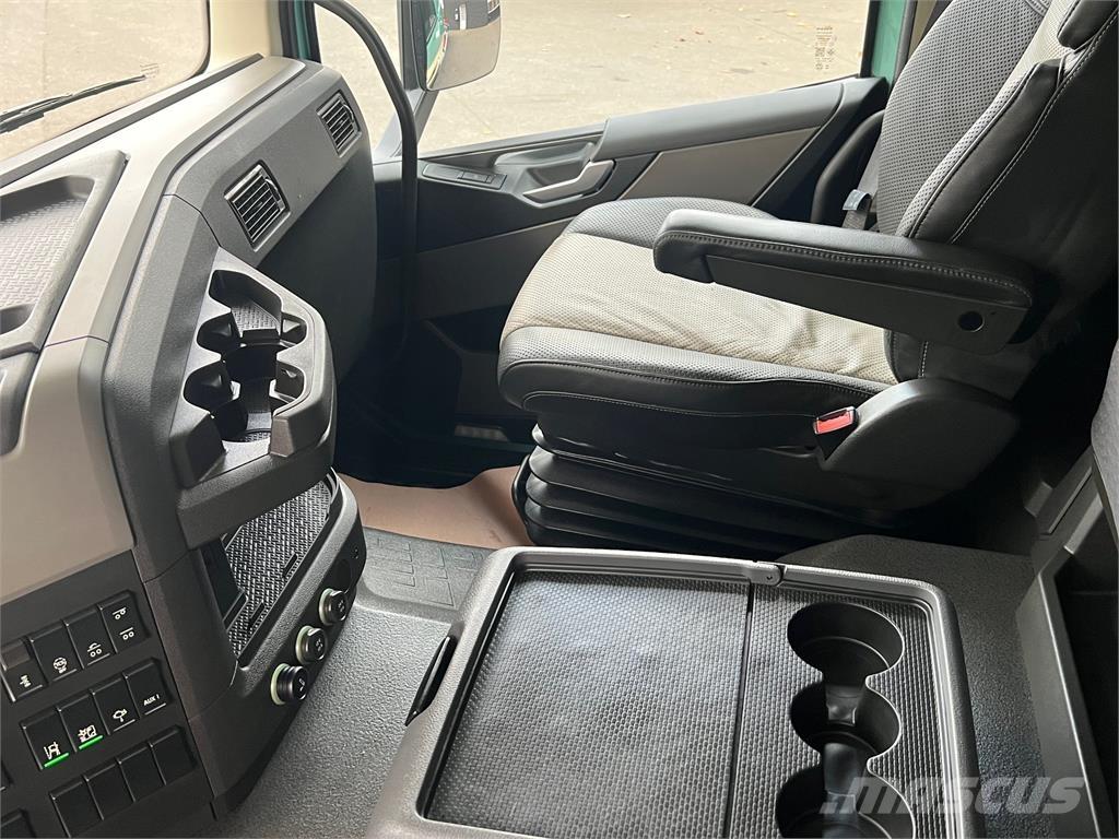 Volvo FM500 Globe Контейнеровози