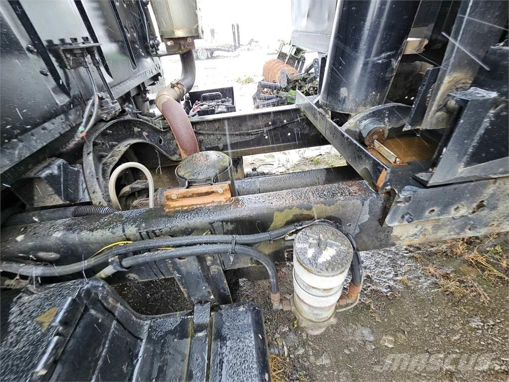 Ford L9000 Інше обладнання