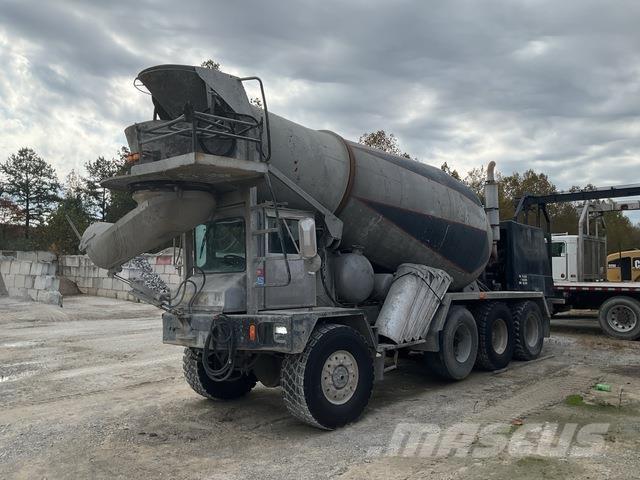 Advance  Вантажівки / спеціальні