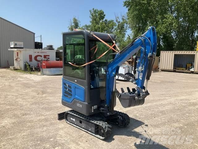 AGT MX21R Гусеничні екскаватори