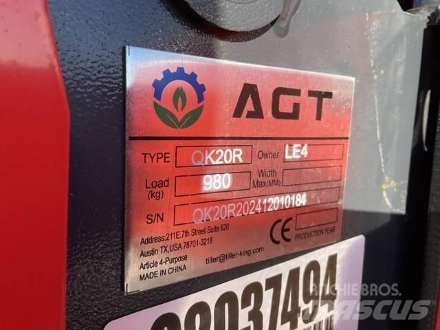 AGT QK20R Гусеничні екскаватори