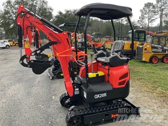 AGT QK20R Гусеничні екскаватори