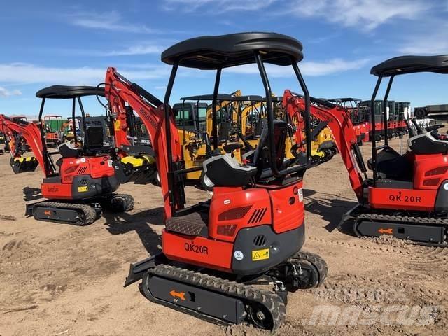 AGT QK20R Гусеничні екскаватори
