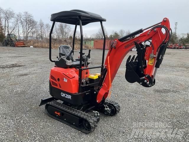 AGT QK20R Гусеничні екскаватори