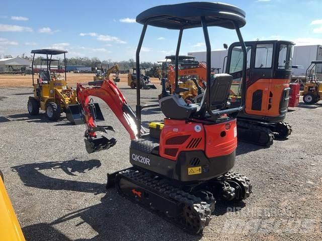 AGT QK20R Гусеничні екскаватори