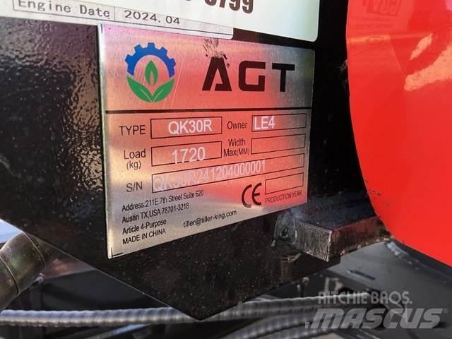 AGT QK30R Гусеничні екскаватори