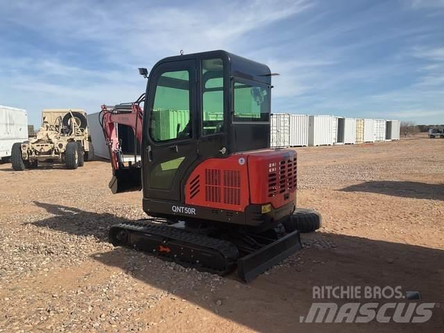 AGT QNT50R Гусеничні екскаватори