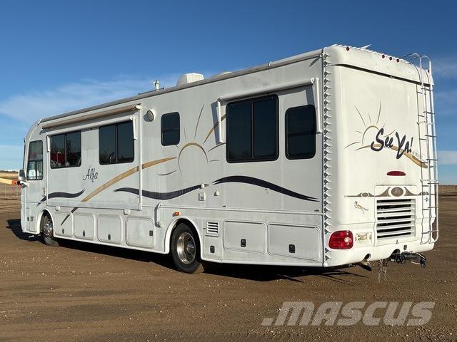 Alfa Leisure Автодома і житлові автопричепи