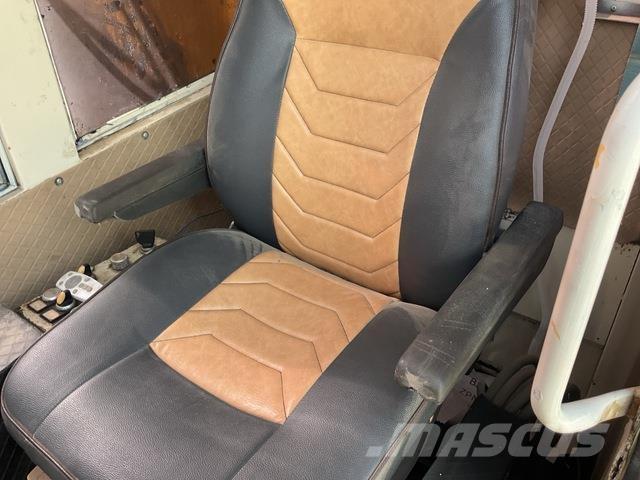 Bauer MBG24 Стаціонарні бурові установки