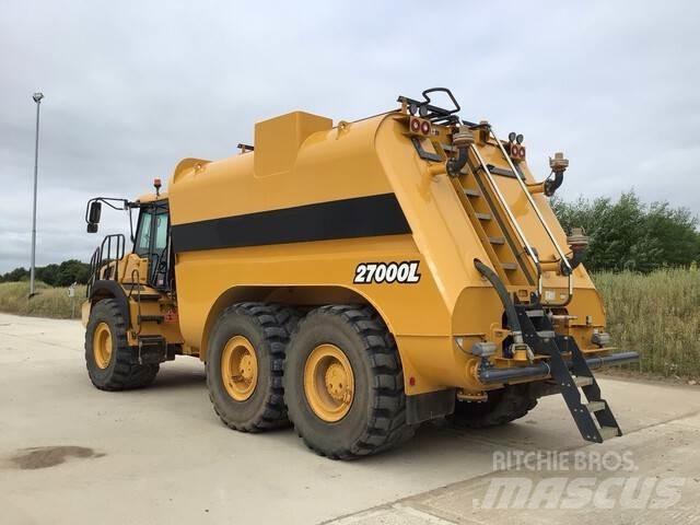 Bell B30E Поливальні машини
