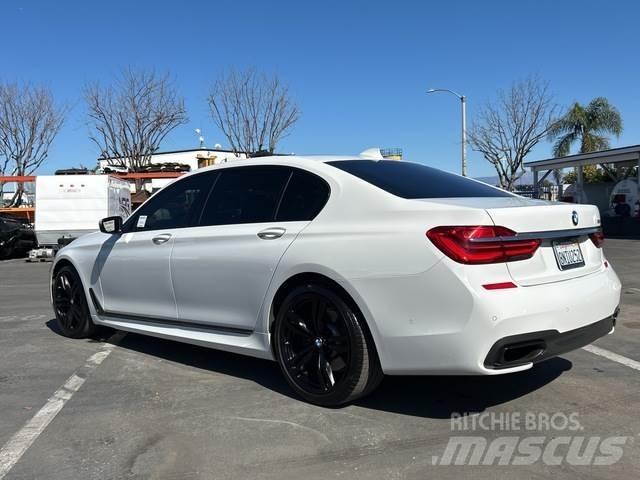 BMW 750I Автомобілі