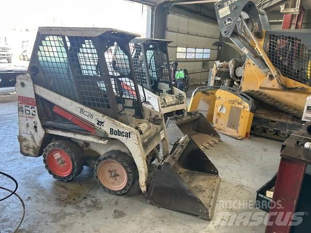 Bobcat 463 Міні-навантажувачі
