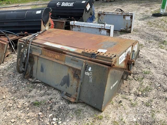 Bobcat 72 Підмітальні машини