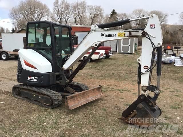 Bobcat E32i Гусеничні екскаватори