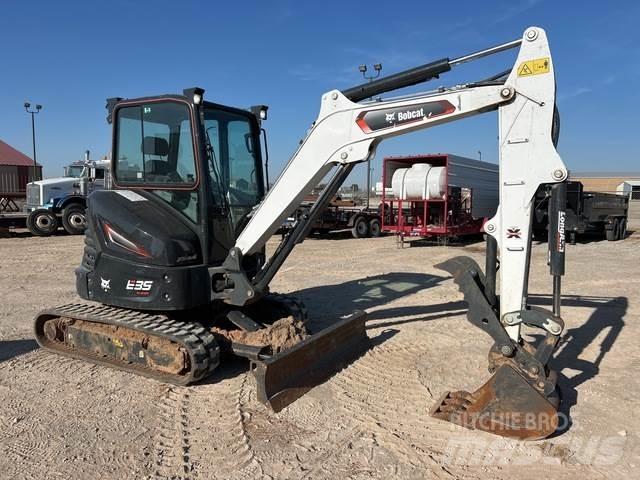 Bobcat E35 Гусеничні екскаватори