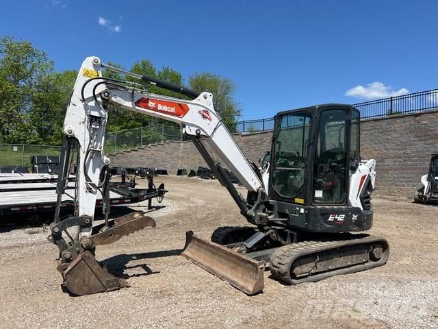 Bobcat E42 Гусеничні екскаватори