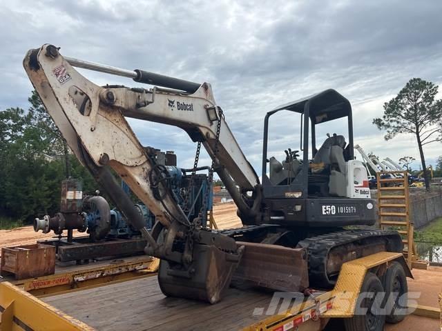 Bobcat E50 Гусеничні екскаватори