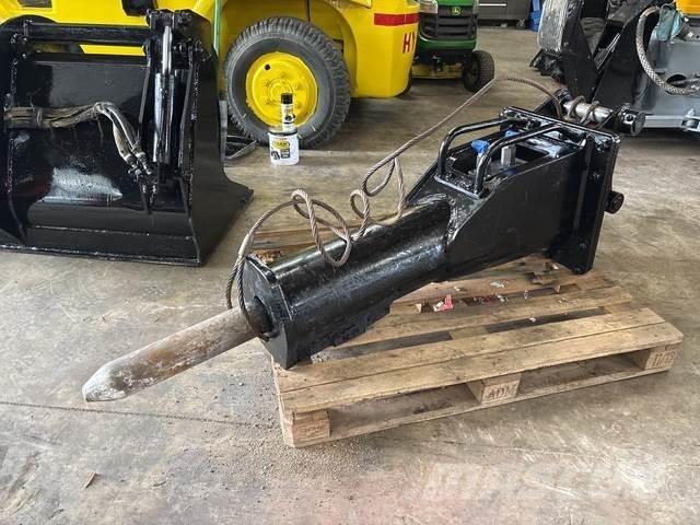 Bobcat HB2380 Плуги