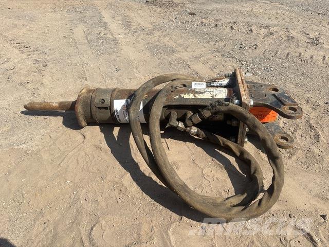 Bobcat HB280 Плуги