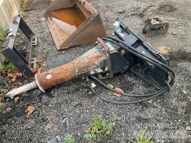 Bobcat HB980 Плуги