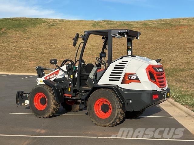 Bobcat L85 Фронтальні навантажувачі