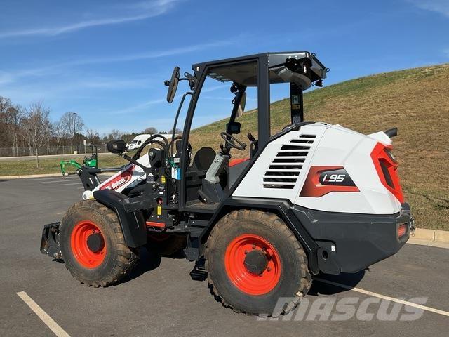 Bobcat L95 Фронтальні навантажувачі