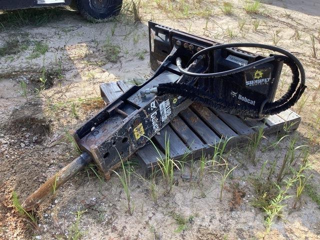 Bobcat NB160 Плуги