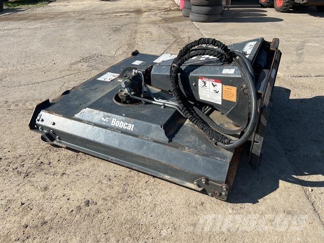 Bobcat RC66 Самохідні газонокосарки