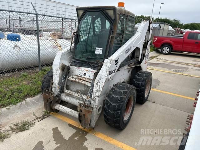 Bobcat S250 Міні-навантажувачі