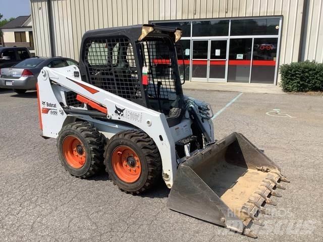 Bobcat S450 Міні-навантажувачі