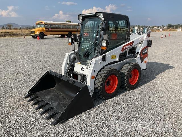 Bobcat S450 Міні-навантажувачі