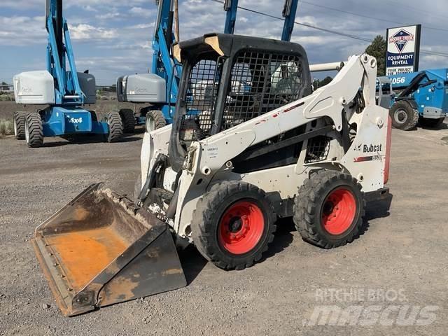 Bobcat S530 Міні-навантажувачі