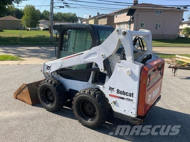 Bobcat S530 Міні-навантажувачі