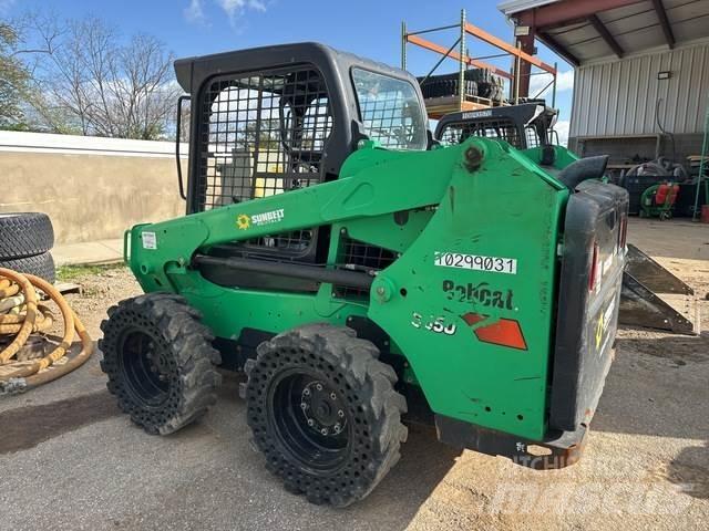 Bobcat S550 Міні-навантажувачі