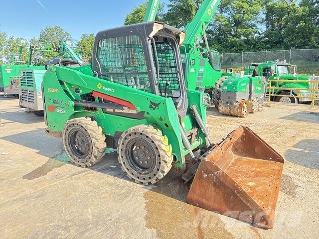 Bobcat S550 Міні-навантажувачі