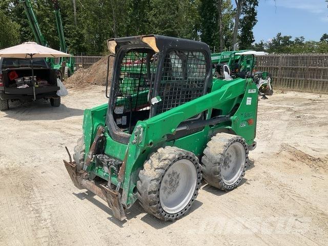 Bobcat S550 Міні-навантажувачі