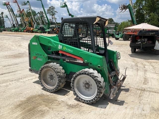 Bobcat S550 Міні-навантажувачі