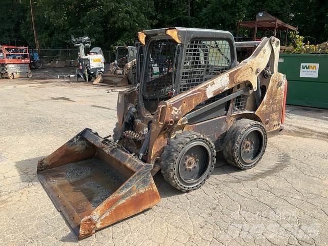 Bobcat S570 Міні-навантажувачі
