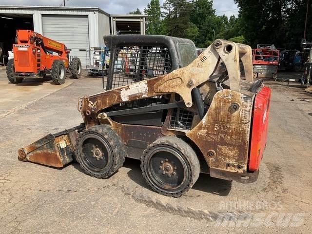 Bobcat S570 Міні-навантажувачі