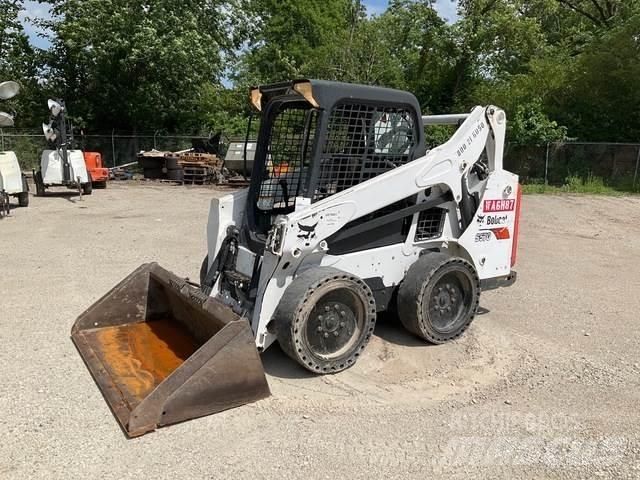 Bobcat S570 Міні-навантажувачі