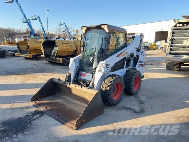 Bobcat S570 Міні-навантажувачі