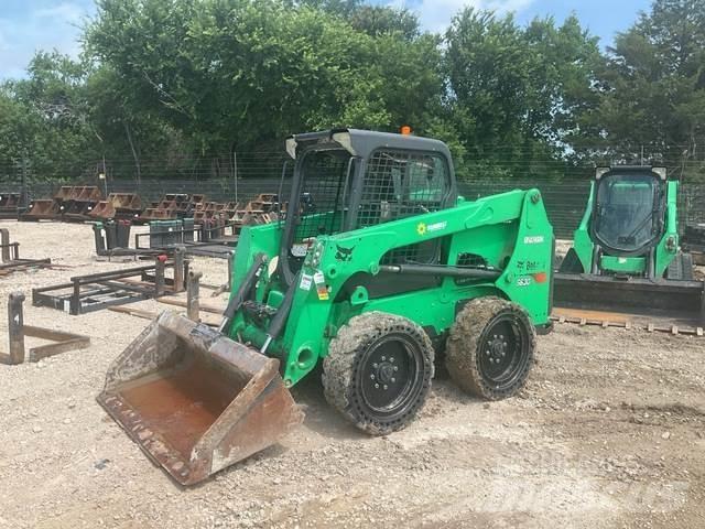 Bobcat S630 Міні-навантажувачі