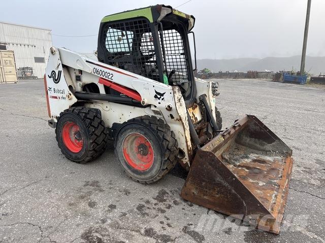 Bobcat S630 Міні-навантажувачі