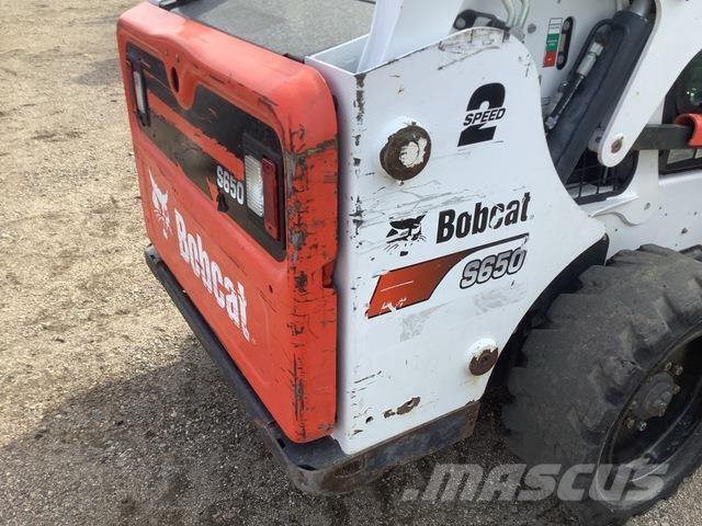 Bobcat S650 Міні-навантажувачі