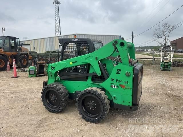 Bobcat S650 Міні-навантажувачі