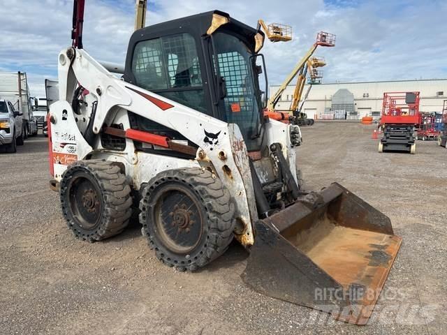 Bobcat S650 Міні-навантажувачі