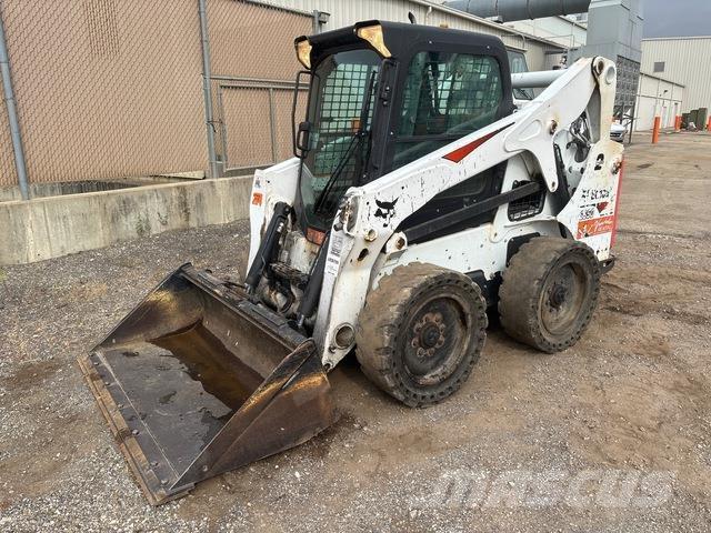 Bobcat S650 Міні-навантажувачі